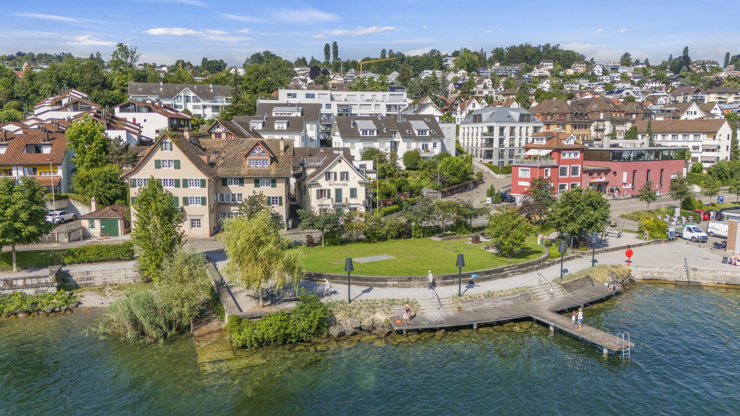 Drohnenaufnahme der Villa Schönegg in Rüschlikon