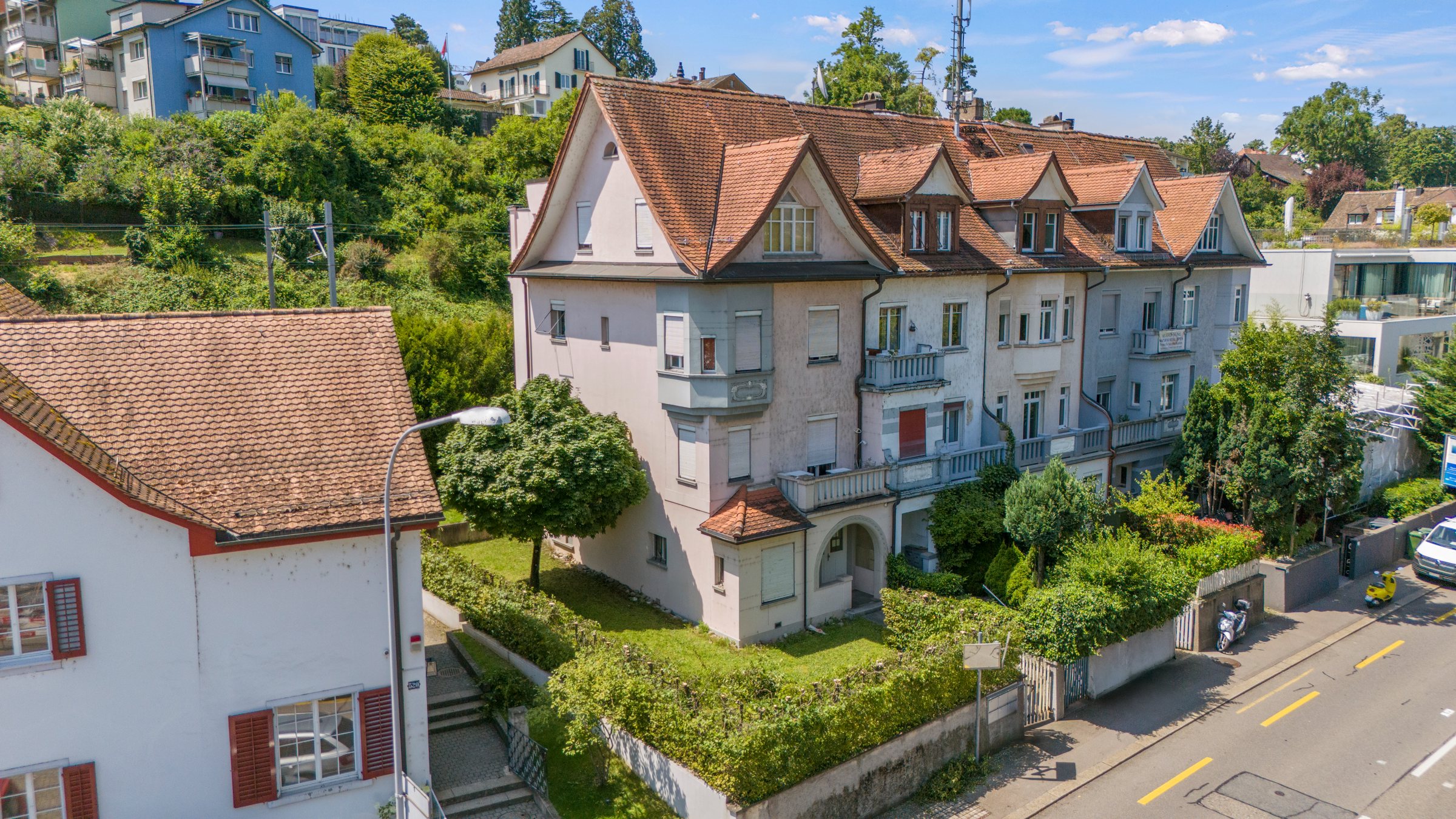 Titelfoto: Wohnhaus Seestrasse 518 in Zürich