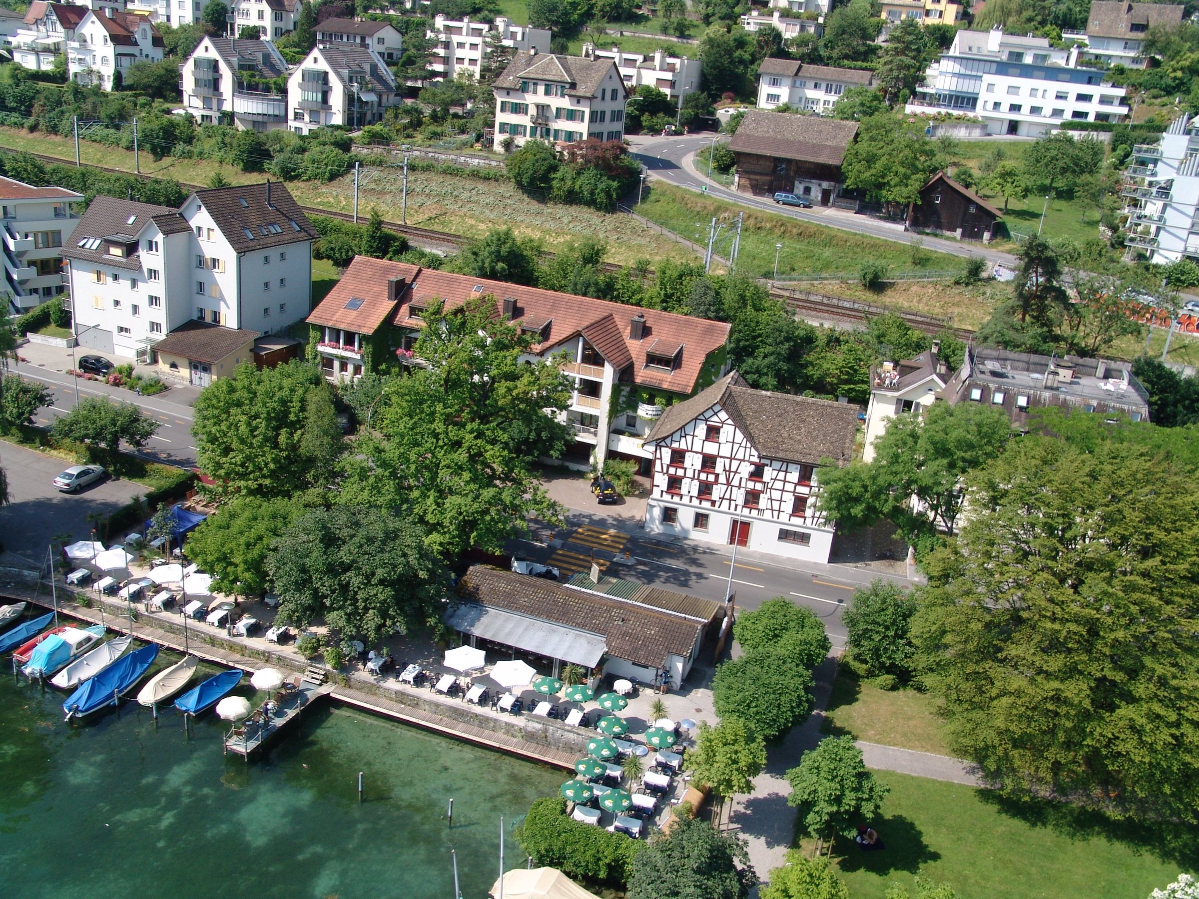 Umgebung der Seestrasse 34 beim Gartenrestaurant Mönchhof